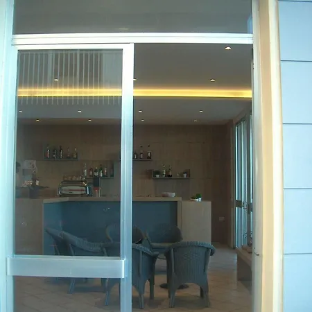 Trevi Hotel 3*