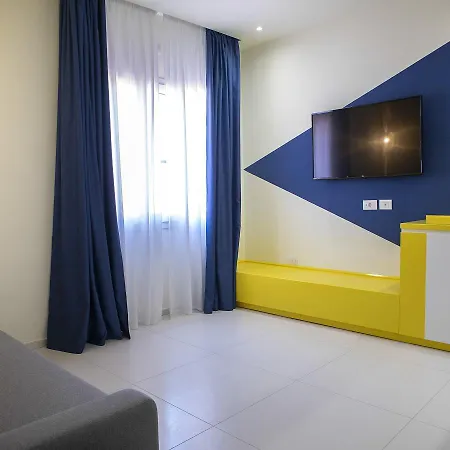 Hotel Trevi 3*