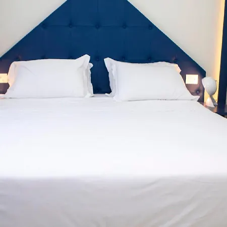 Hotel Trevi